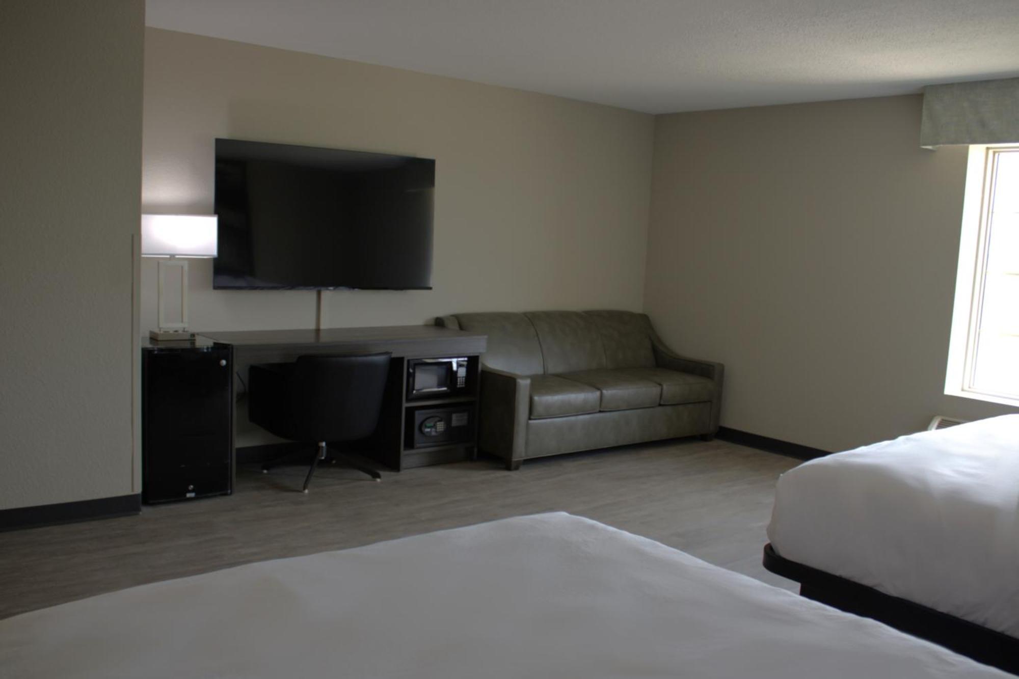 Boarders Inn And Suites By Cobblestone Lamar Missouri Exterior photo
